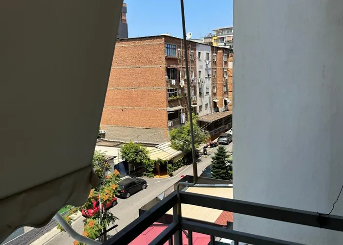 Center Apartment,new Bazaar