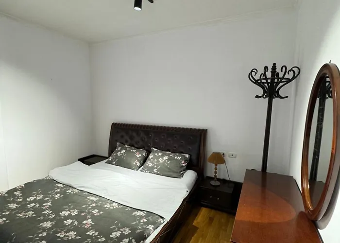 Center Apartment,new Bazaar * Tirana